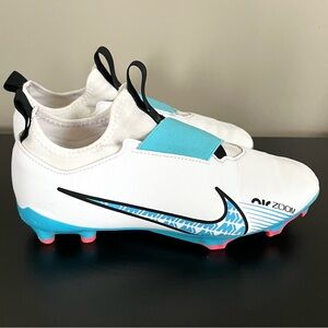 Nike Kids' Mercurial Zoom Vapor 15 Academy FG Soccer Cleats - US Size 4